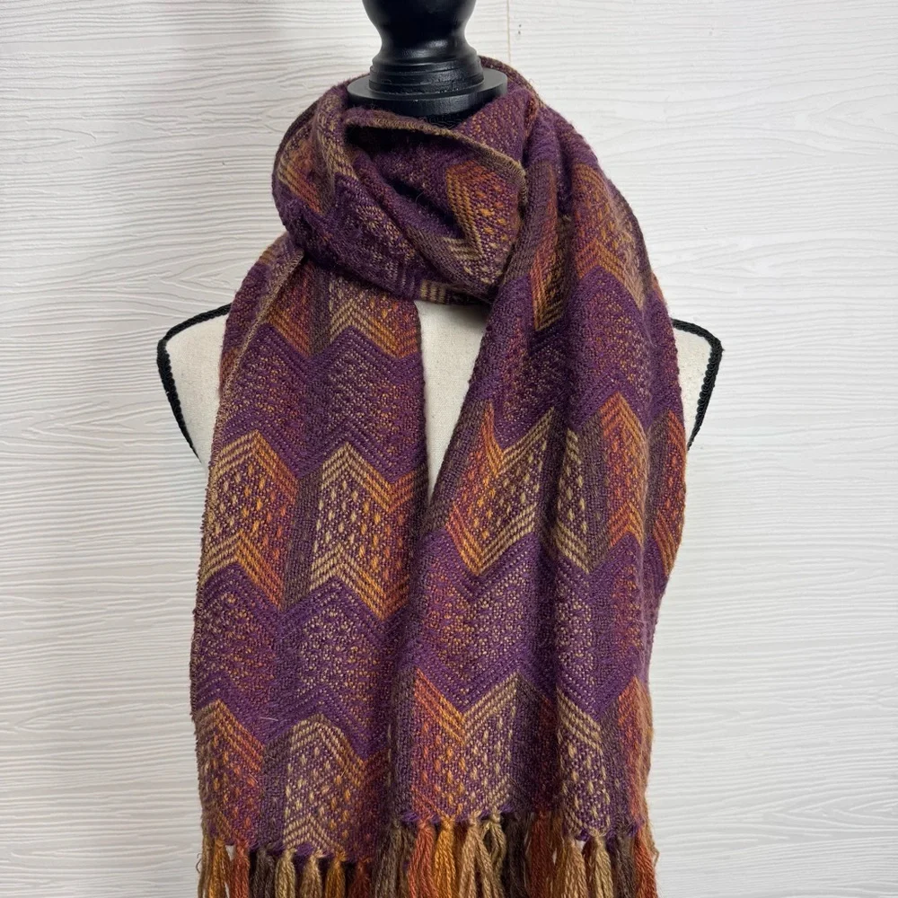 Figueroa Handmade Alpaca Wool Elegant Purple‎ and Gold Chevron Scarf